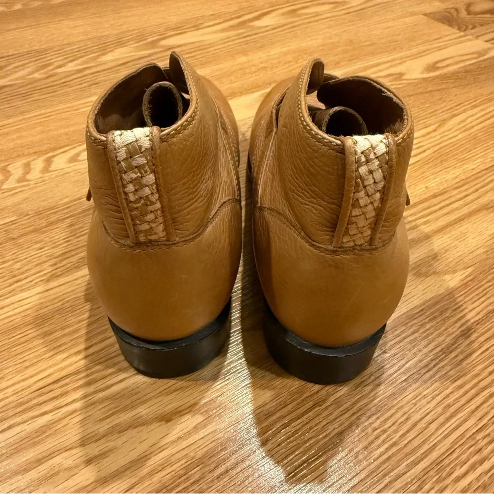 Ariat Juliet Strap and Buckle Tan / Light Brown Leather Ankle Boots Sz‎ 6.5 M